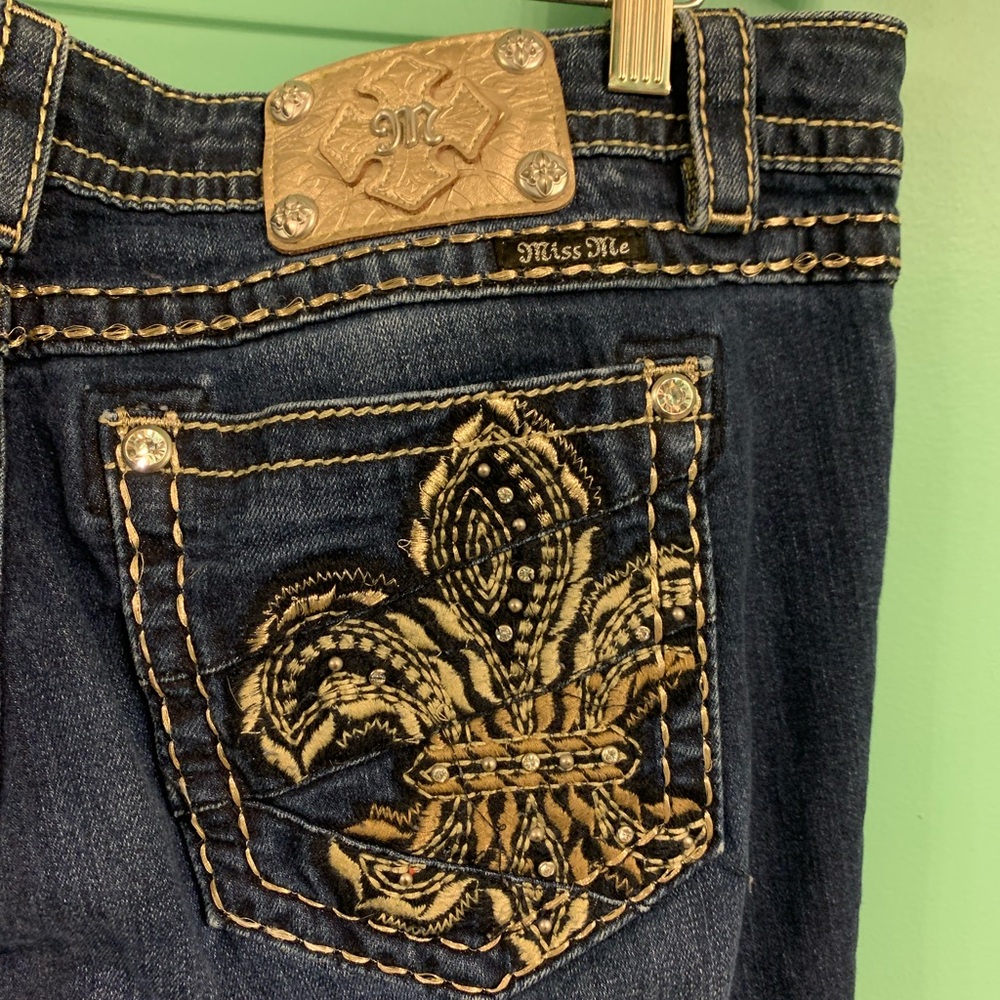 Miss Me Jeans - Picture 11 of 15